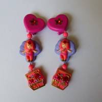 1992 Princess Jasmines dangly earrings dark pink (1)