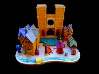 Polly Pocket Hunchback of the Notre Dame playset