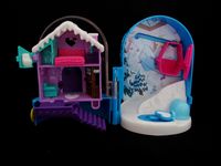 2017 Snowball Surprise Polly Pocket (7)