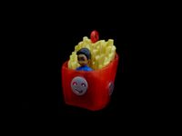 2019 Tiny Takeaway French Fries gold polly pocket (1)