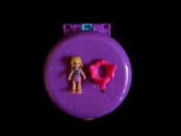 2020 Clip and Comb Pool Party Polly Pocket (7)