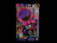 2020 Clip and Comb Sleepover Polly Pocket (1)