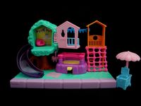 2020 Playground Adventure Polly Pocket (2)